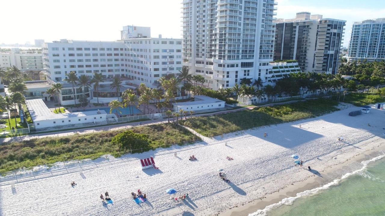 Apartahotel Deluxe And At The Casablanca Miami Beach